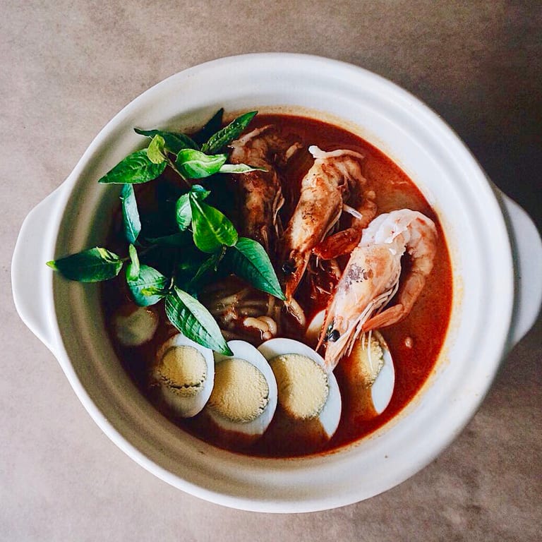 Laksa: Malaysian Noodle Curry Delight